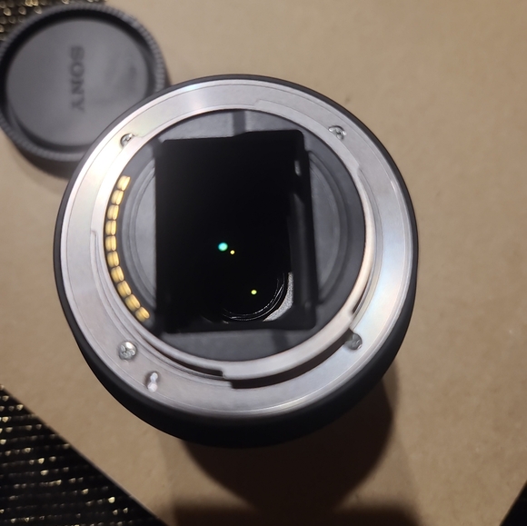 Sony E FE 28-70MM F/3.5-5.6 OSS ZOOM - Picture 4 of 6